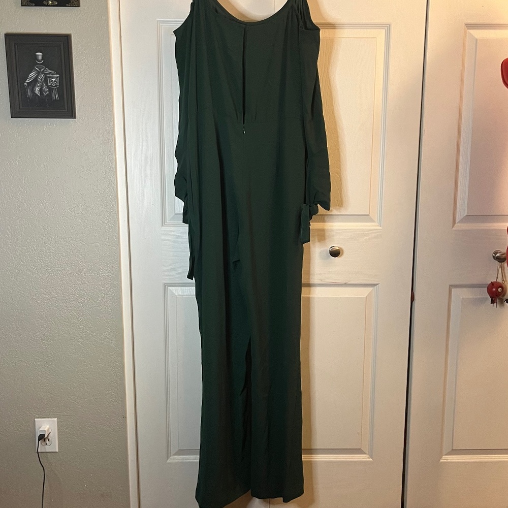 NWT BCBG MAX AZRIA Jordane Jumpsuit Dark Amazon size L - Picture 3 of 7
